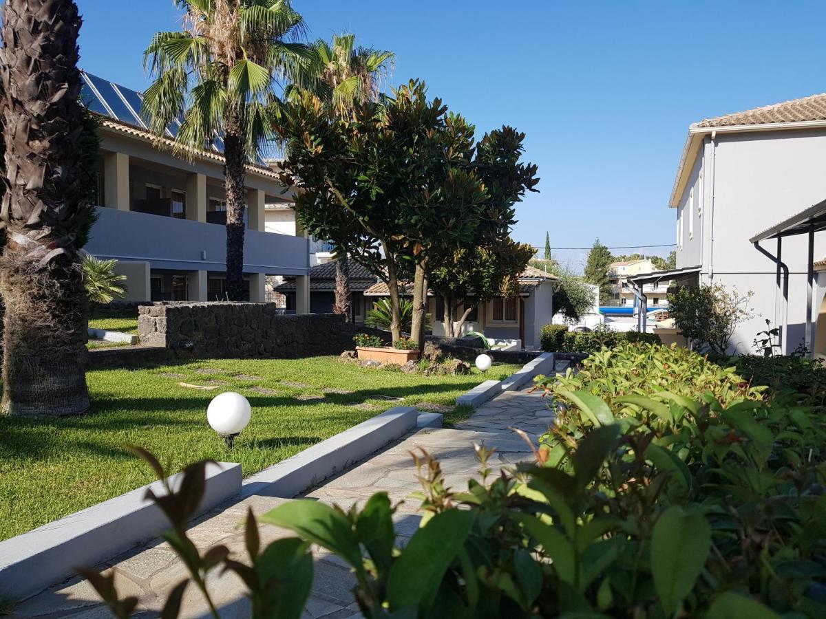 Asteraki Aparthotel Gouviá Exterior foto